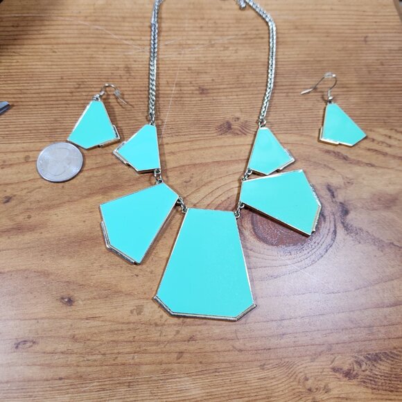 New Womens Geometric Chunky Pentagon Turquoise Necklace & Earrings - Picture 4 of 5